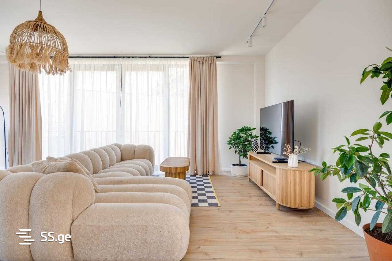 5 Room Flat For Rent. Sololaki view 12