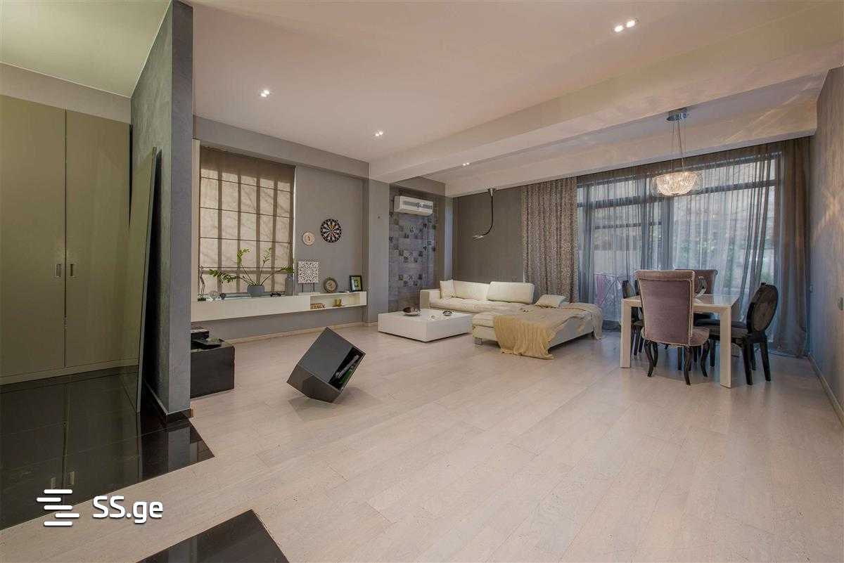 5 Room Flat For Rent. Vera view 8