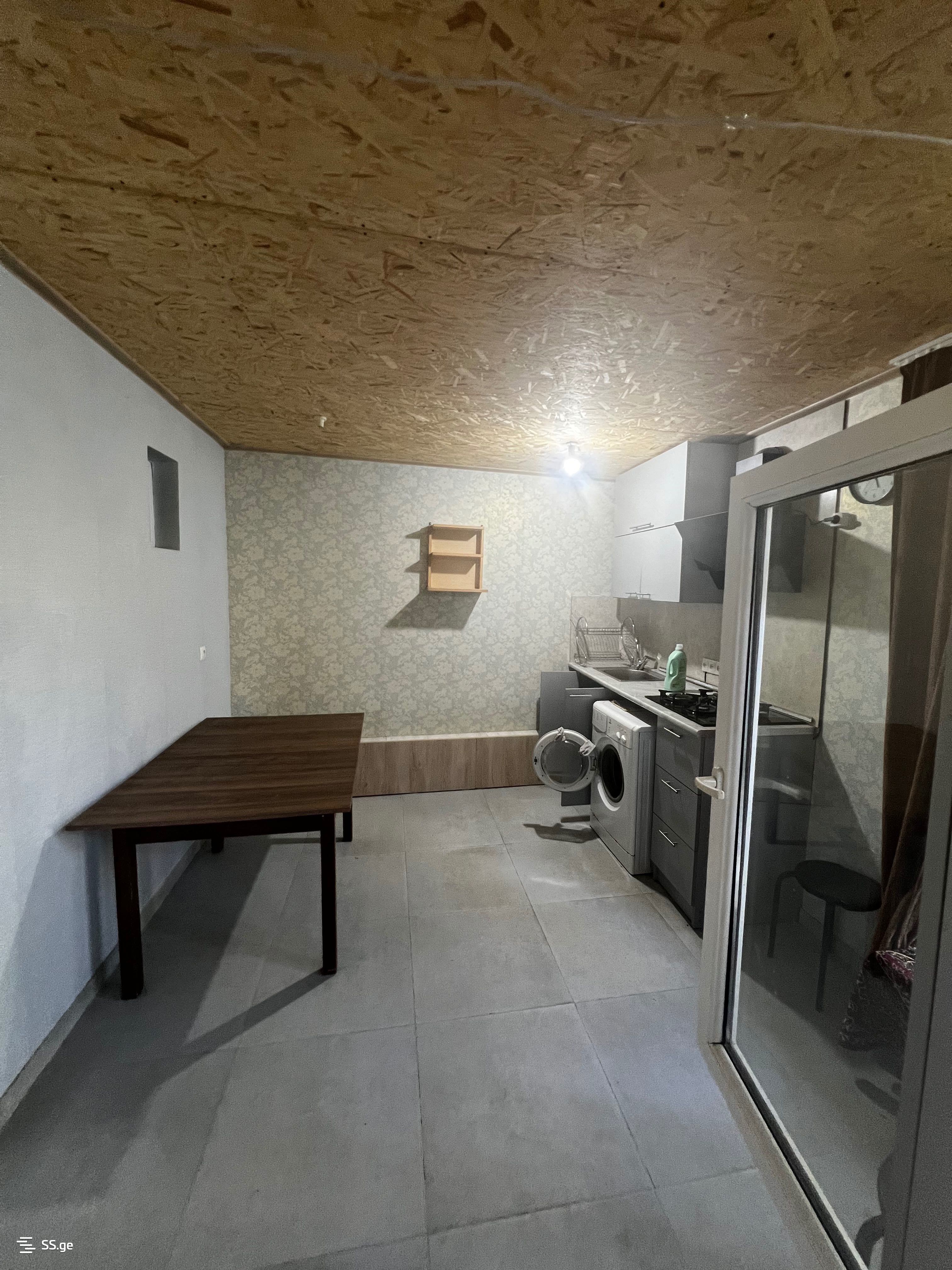 2 Room Private House For Sale view 9