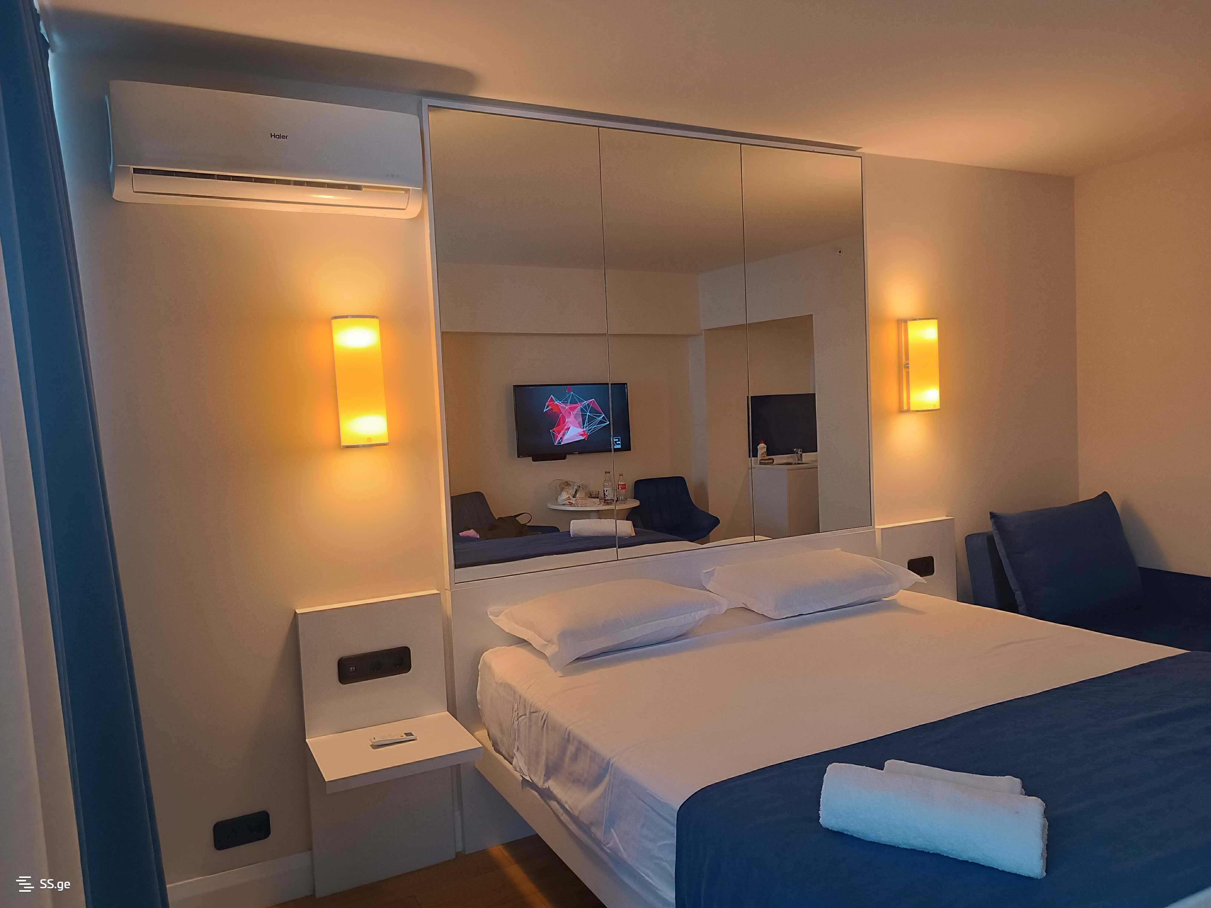1 Room Flat Daily Rent. Batumi view 3