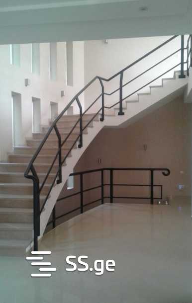 12 Room Private House For Sale view 1