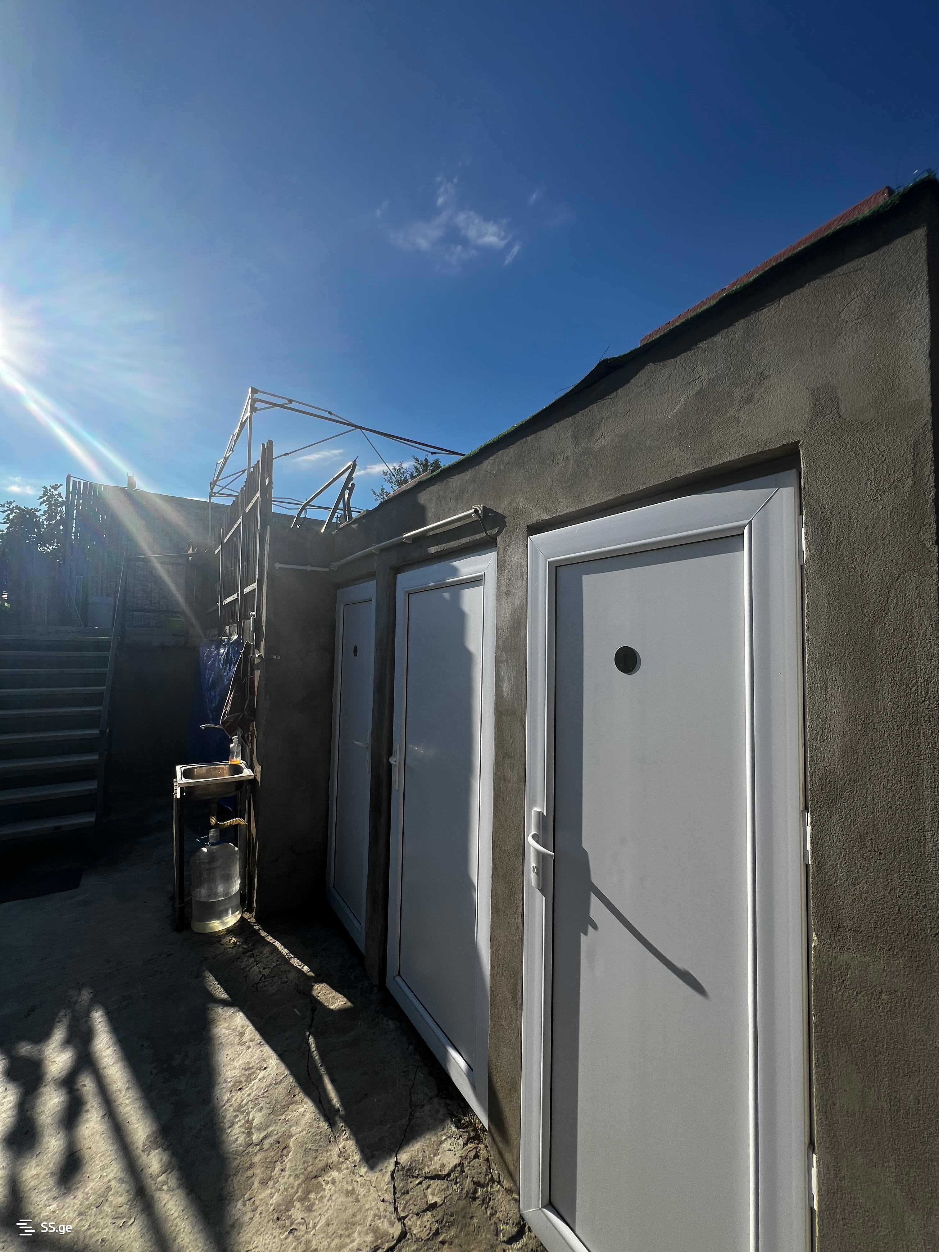 2 Room Private House For Sale view 2