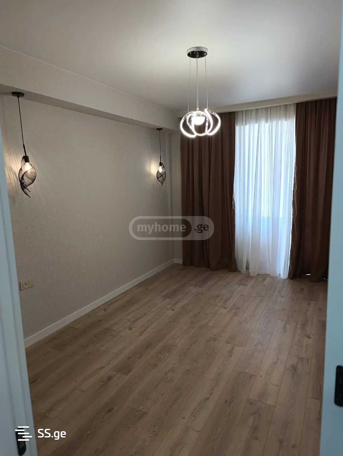 2 Room Flat For Sale view 4