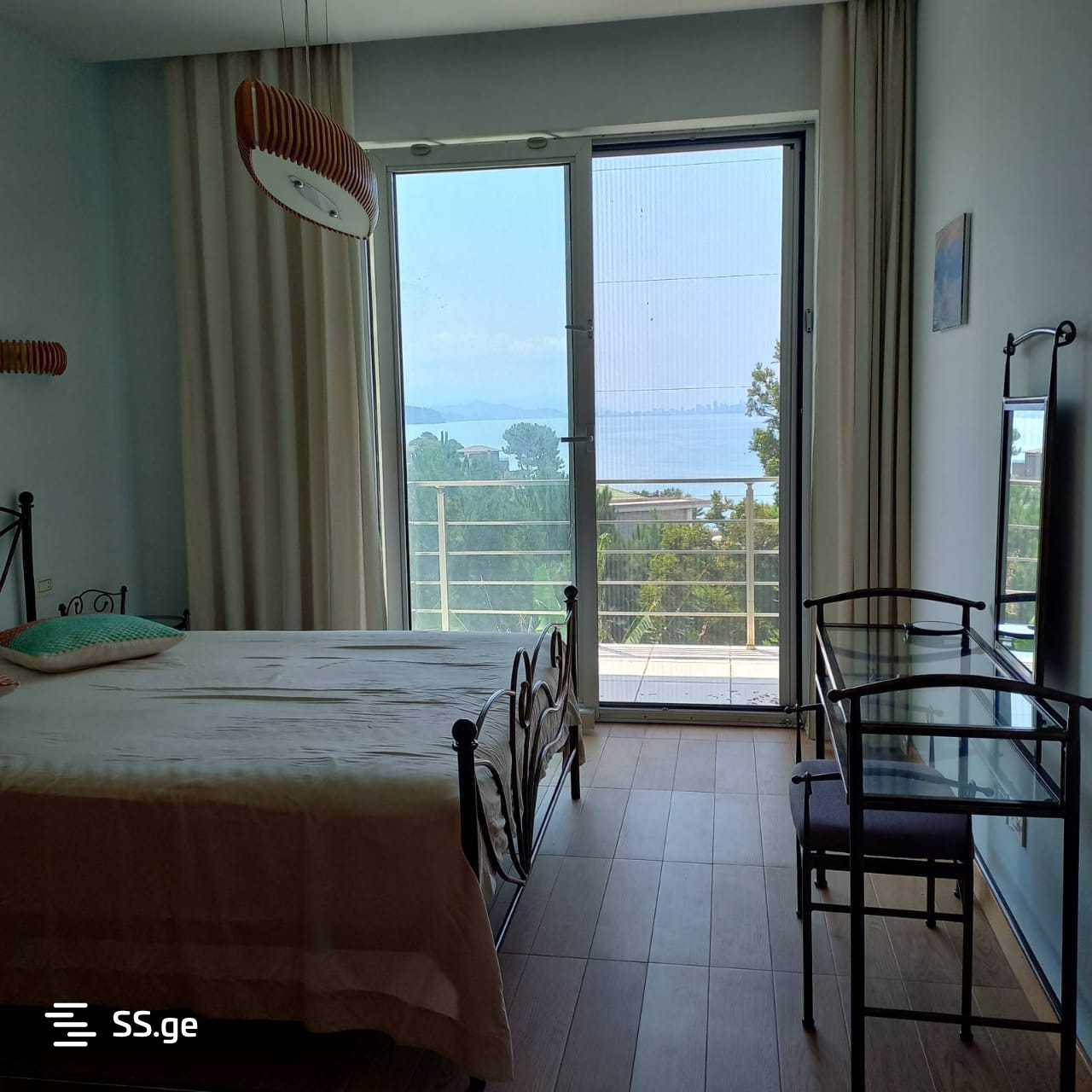 7 Room Summer Cottage For Sale view 3