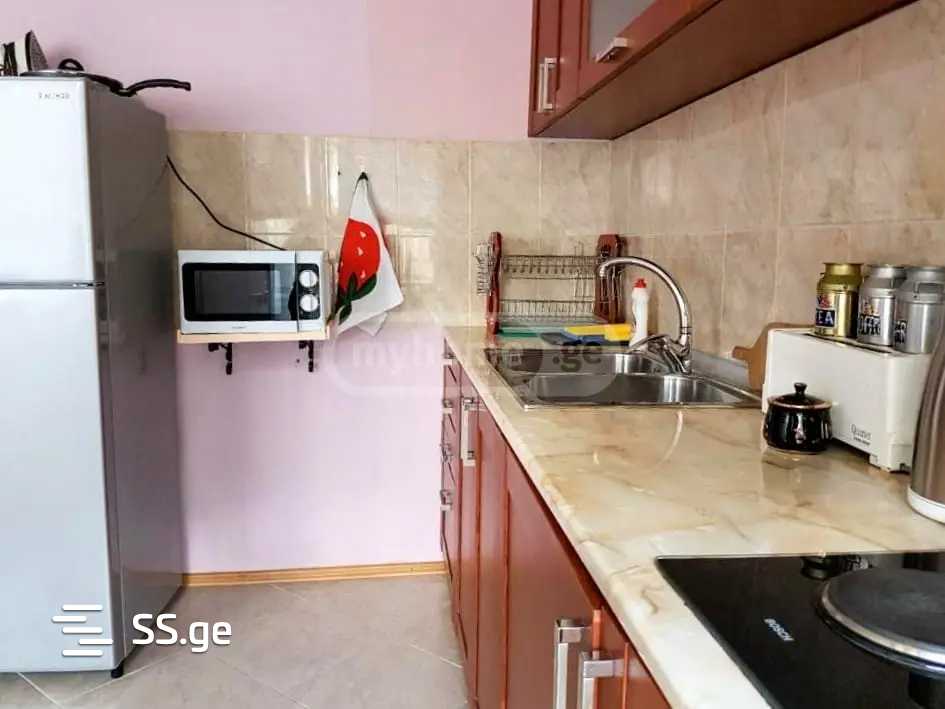 3 Room Flat For Sale view 4