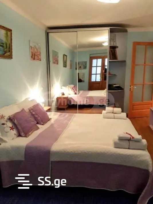 3 Room Flat For Sale view 3