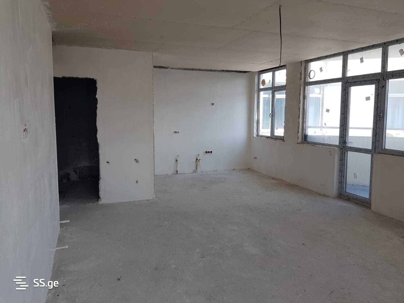3 Room Flat For Sale view 5
