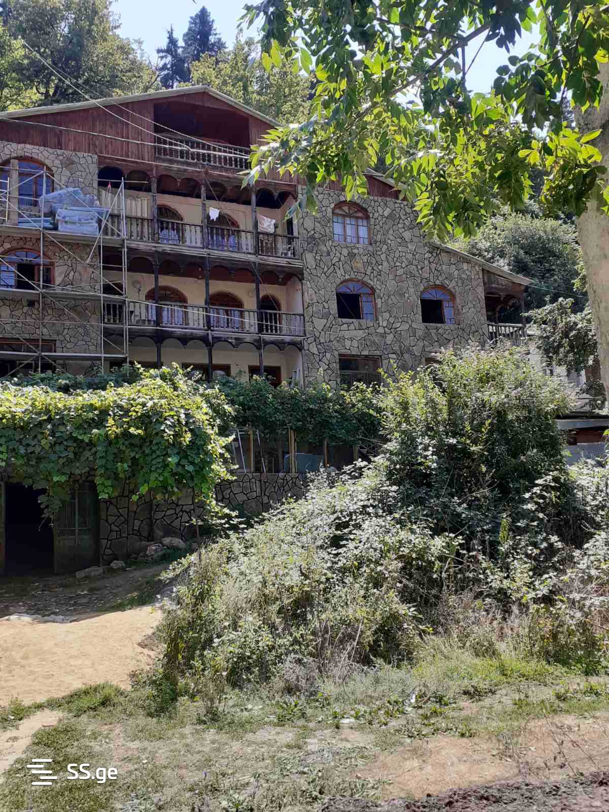 8 Room Hotel For Sale view 9