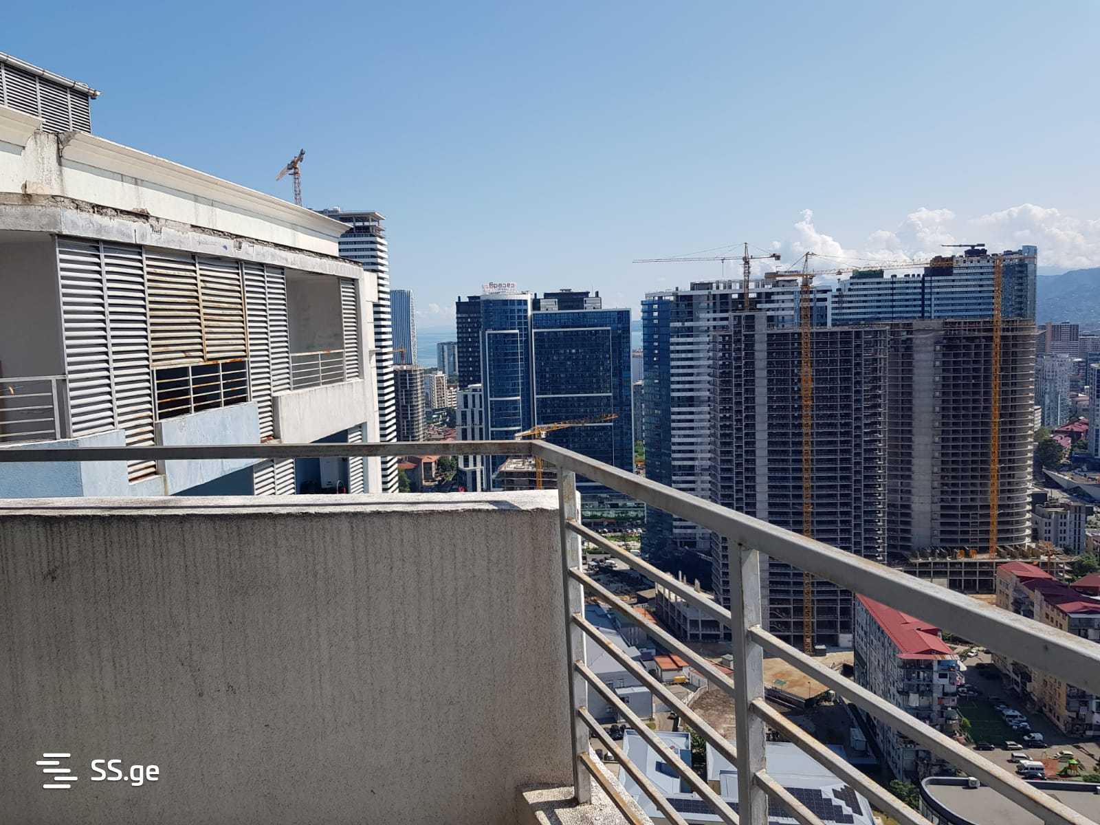 3 Room Flat For Sale view 4