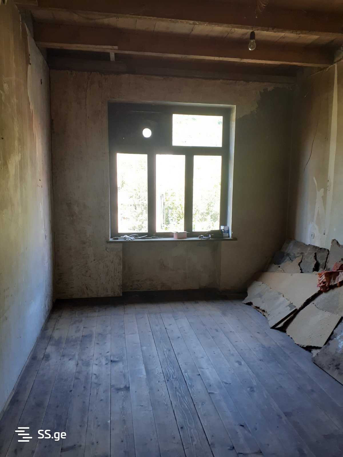 8 Room Hotel For Sale view 11