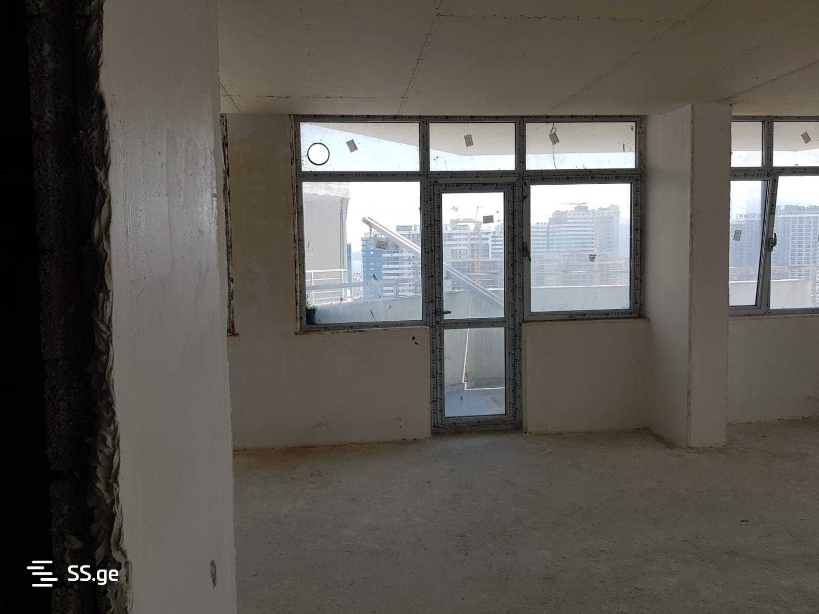 3 Room Flat For Sale view 9
