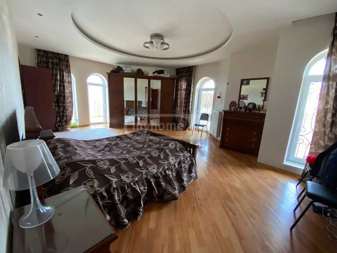 7 Room Private House For Rent. Mtskheta view 2