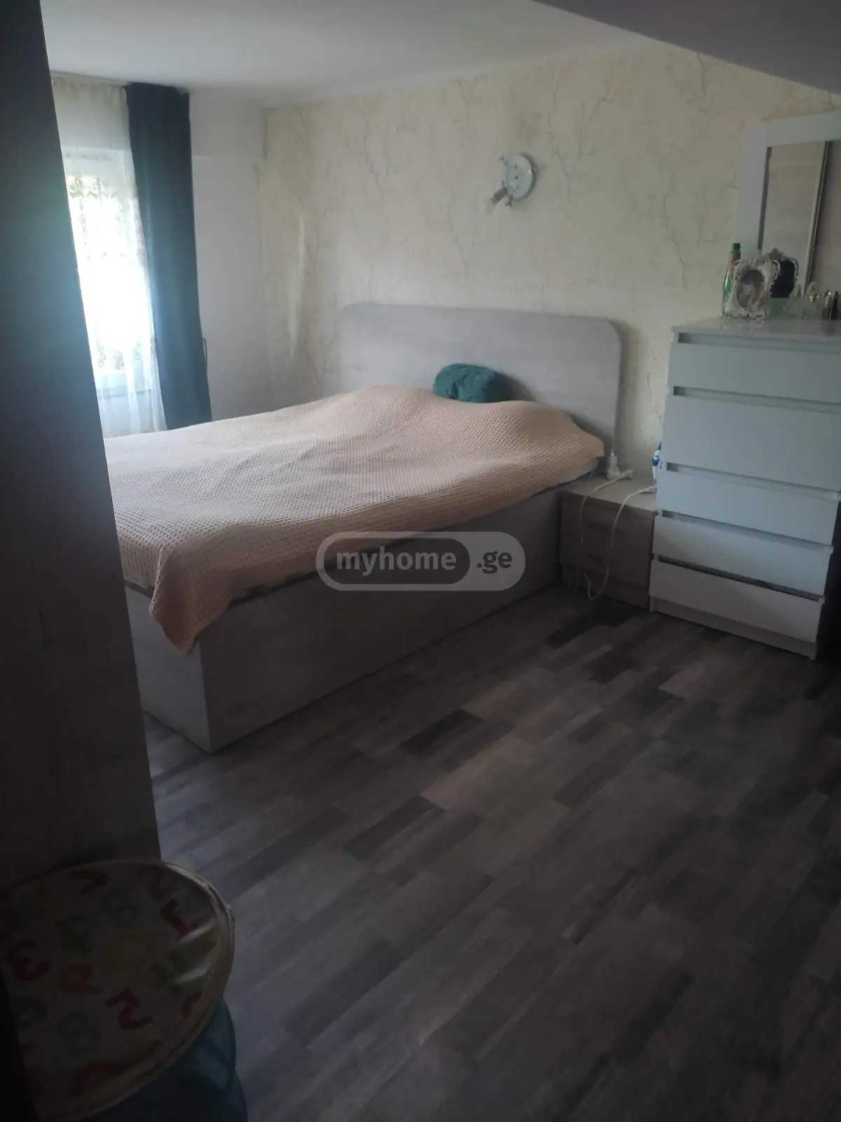 4 Room Flat For Rent. Isani view 8