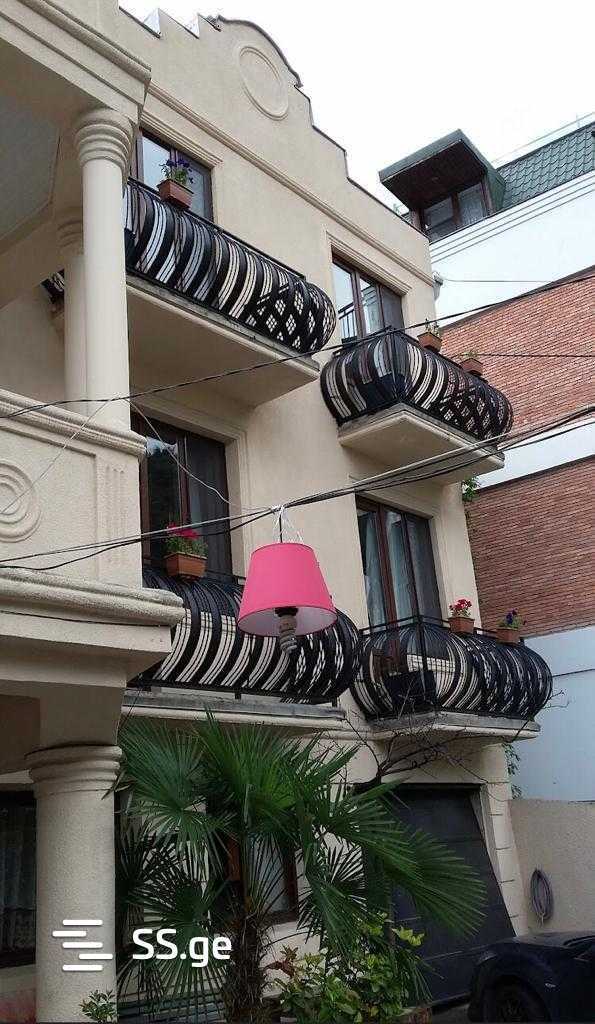 10 Room Hotel For Rent. Mtatsminda view 10