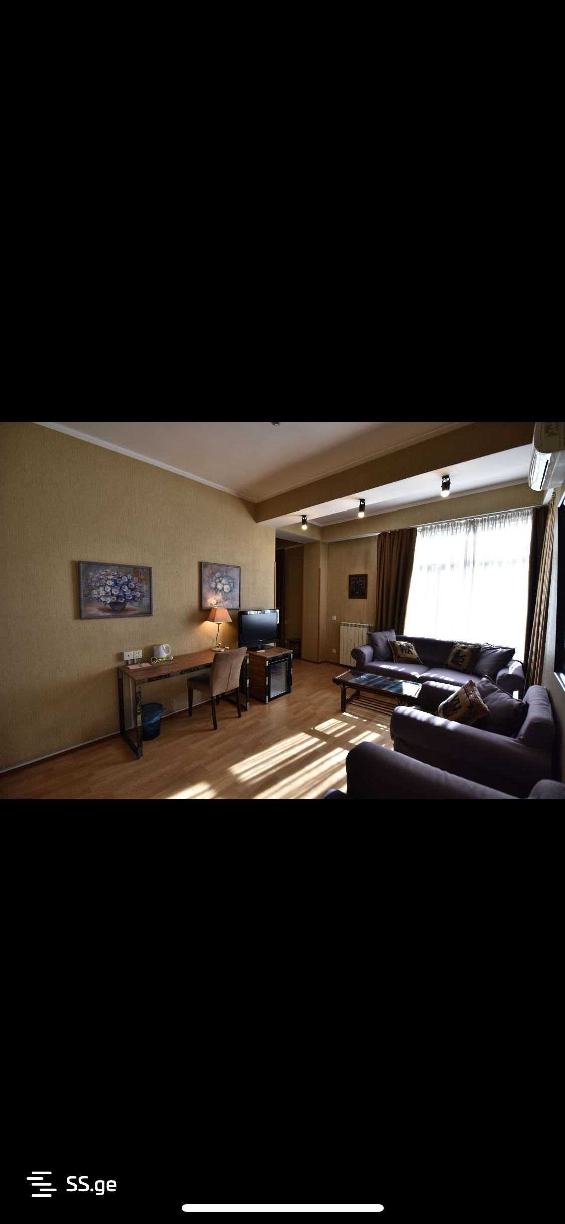 28 Room Hotel For Rent. Vera view 8