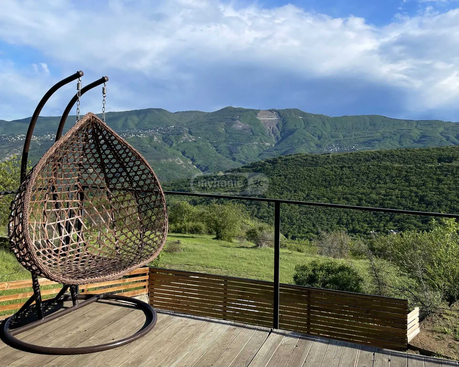 3 Room Private House Daily Rent. Napetvrebi view 9
