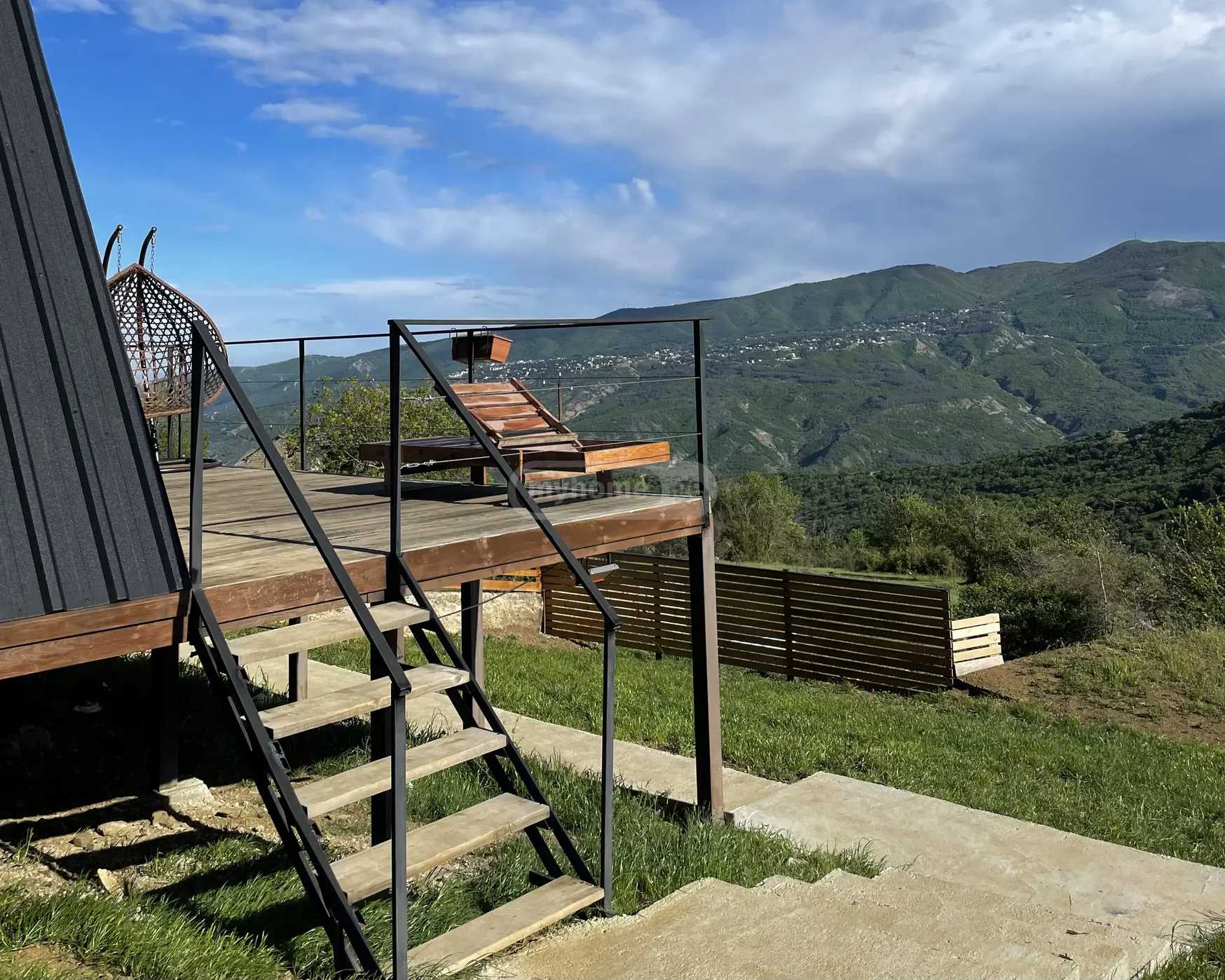 3 Room Private House Daily Rent. Napetvrebi view 8