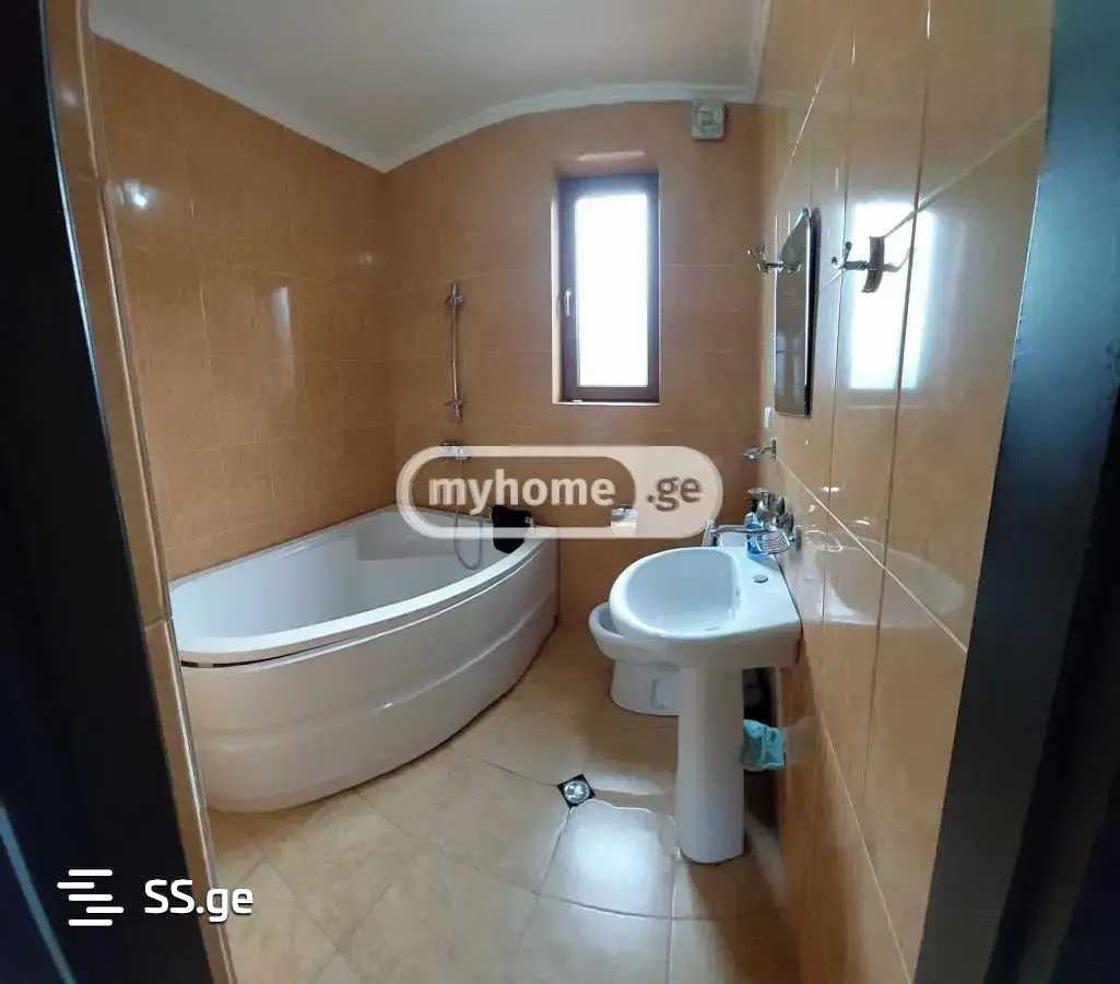 7 Room Private House Daily Rent. Didi Digomi view 11