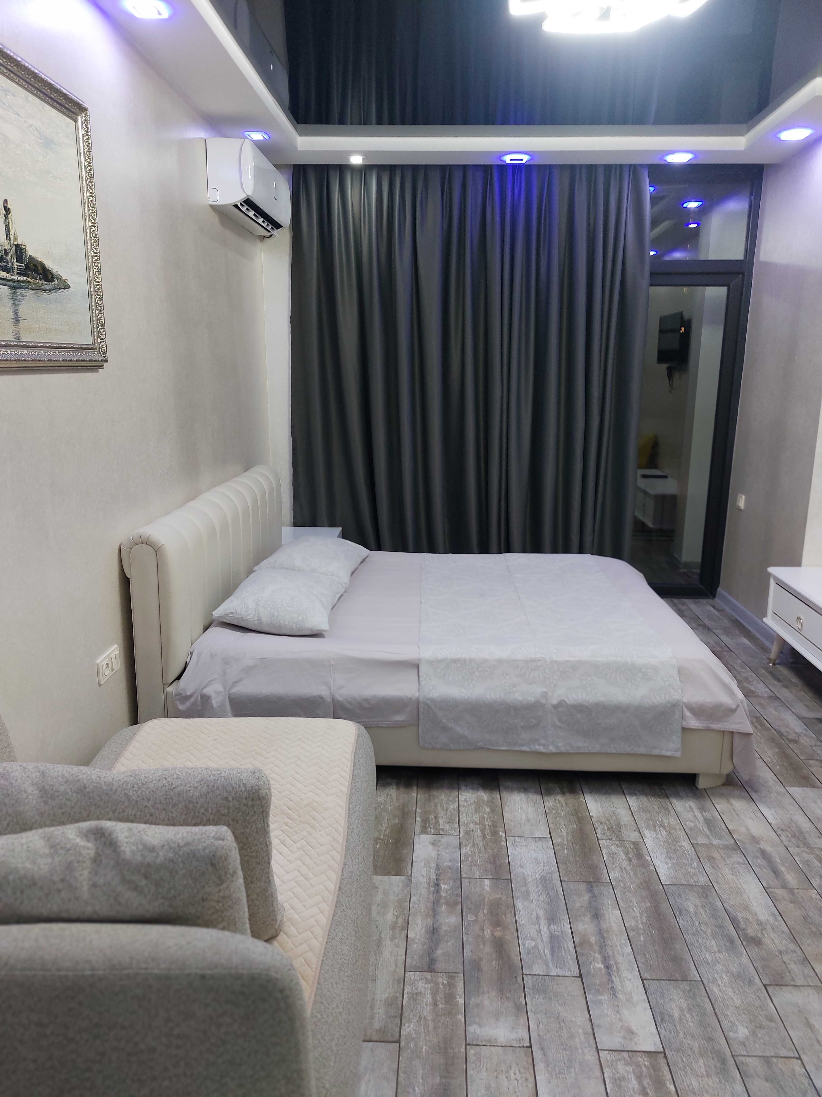 1 Room Flat Daily Rent. Batumi view 2