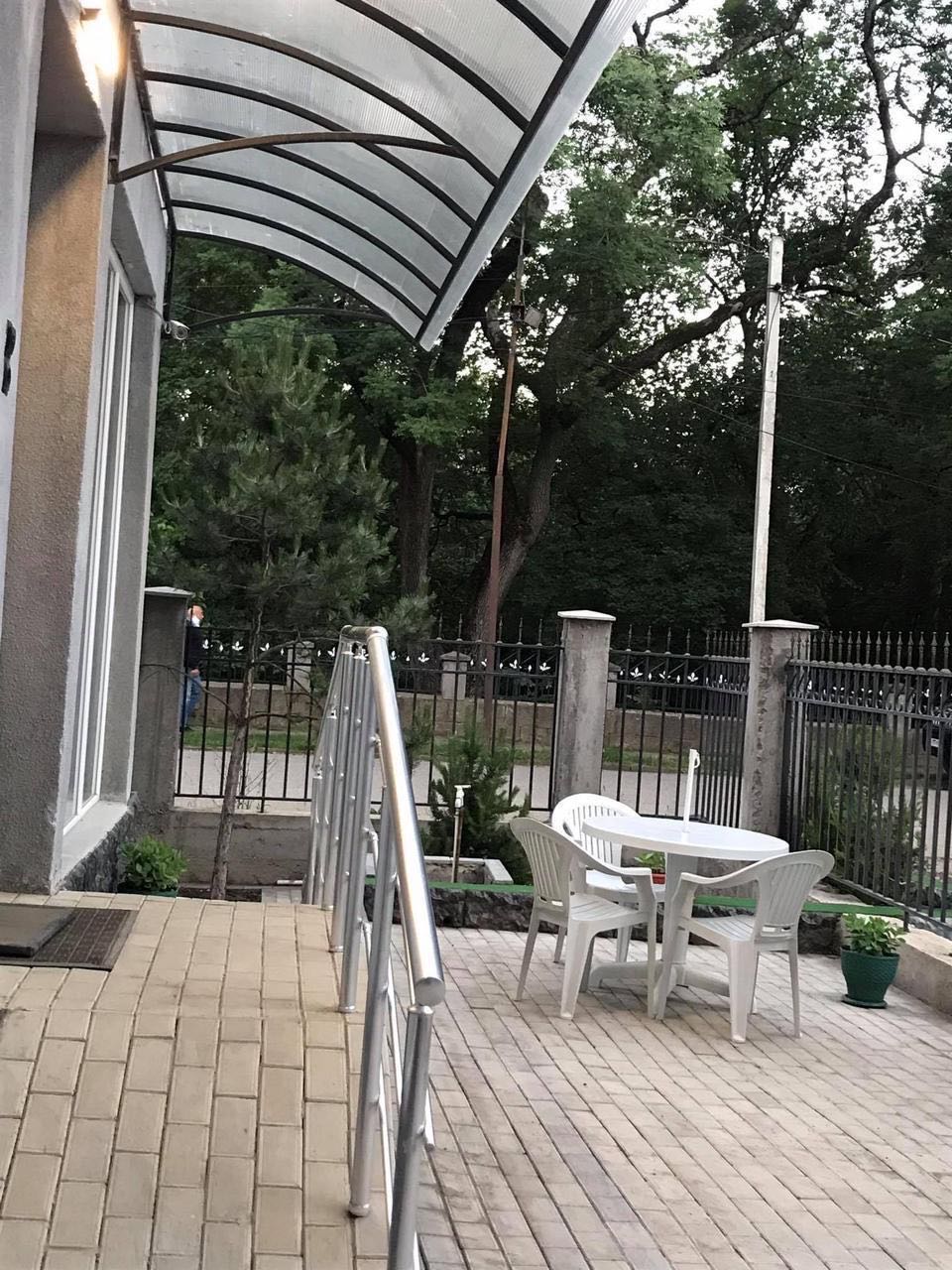 9 Room Hotel For Sale view 12