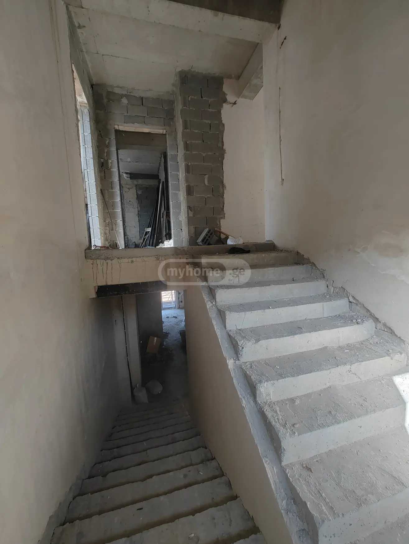 10 Room Hotel For Sale view 6