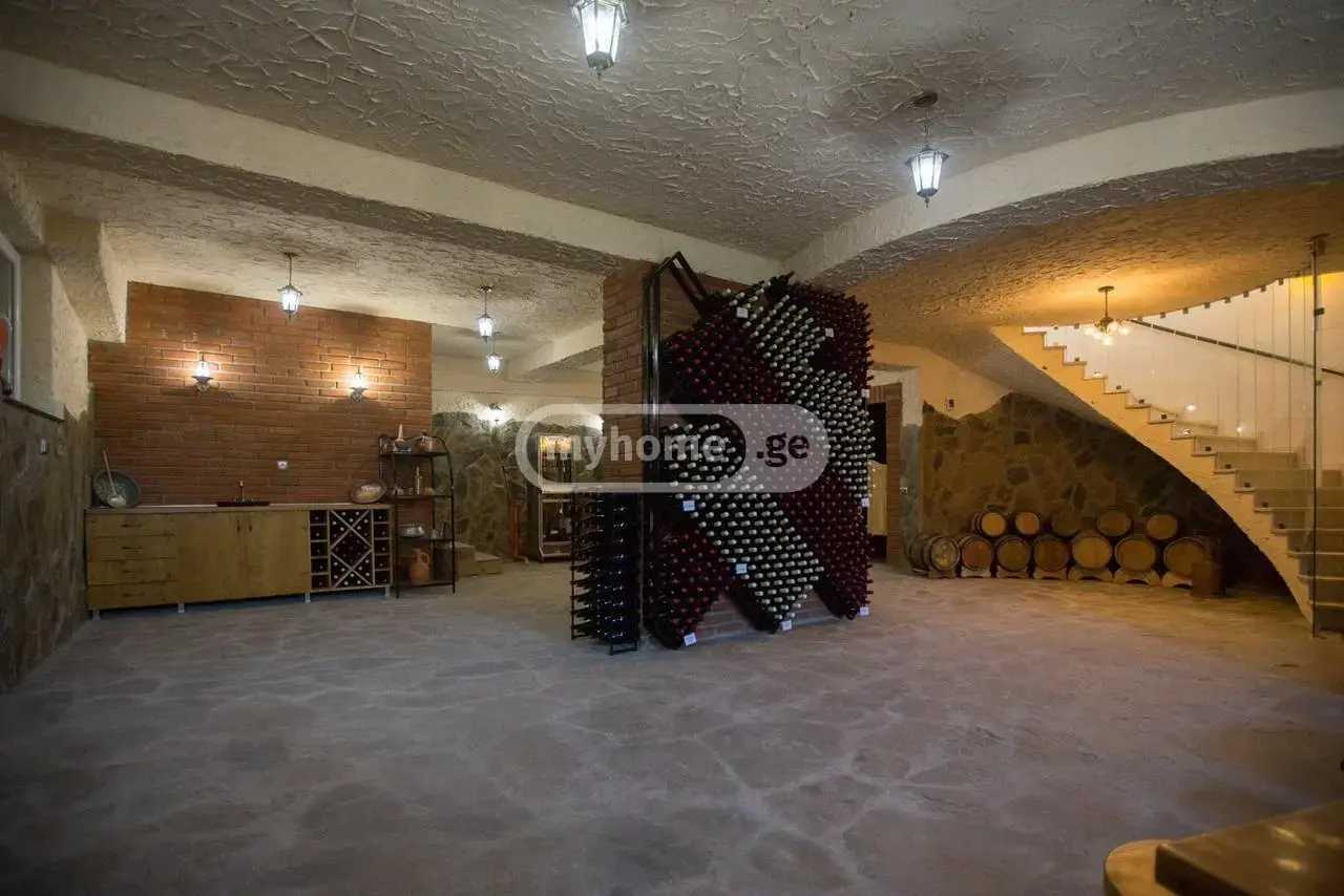 4 Room Private House Daily Rent. Mtatsminda view 10