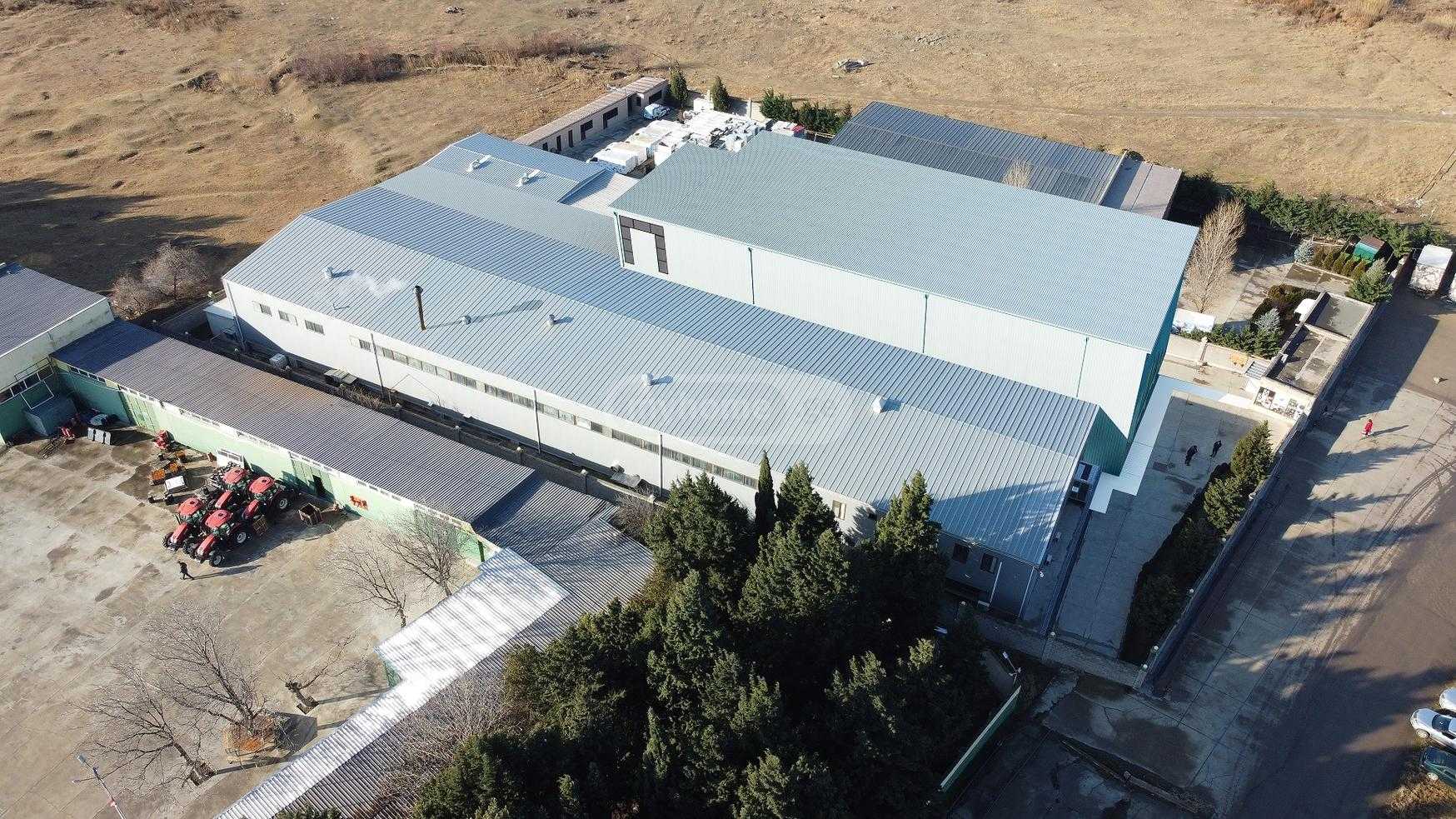 Store-Industrial Property For Rent. Isani, 4 of 11