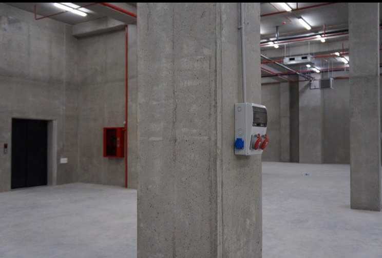 Store-Industrial Property For Rent. Didi Lilo view 2