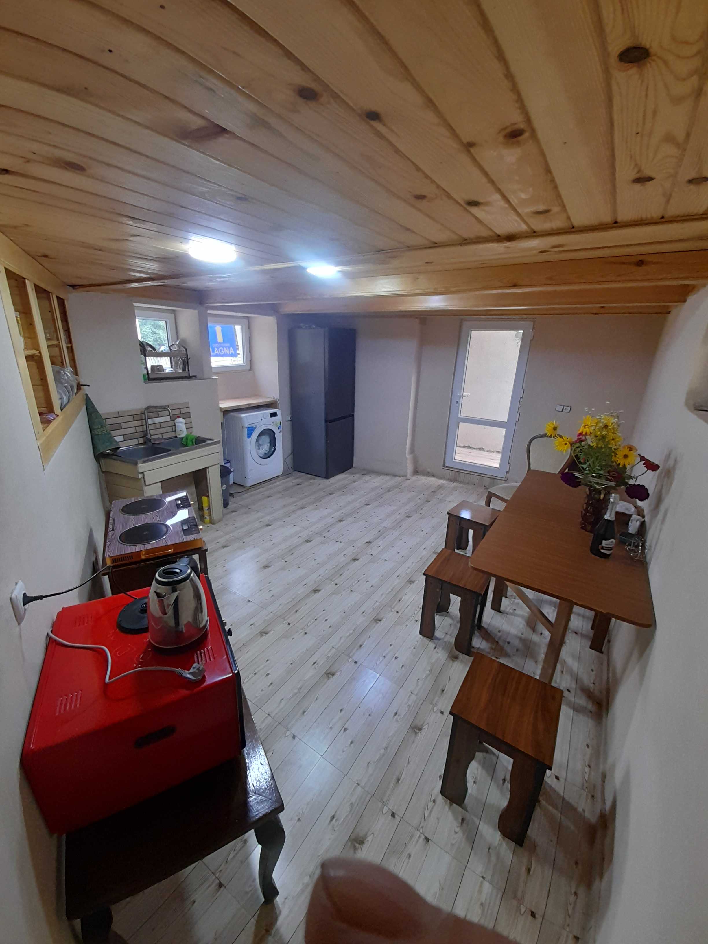 13 Room Private House Daily Rent. Mestia view 7