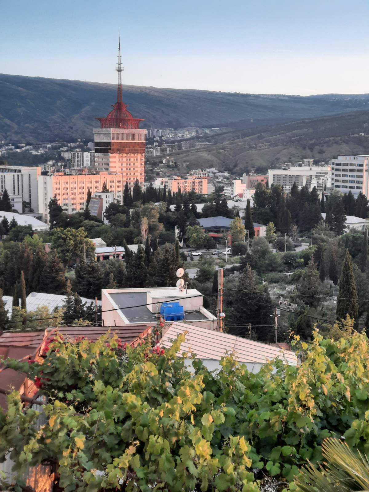 6 Room Private House For Sale view 3