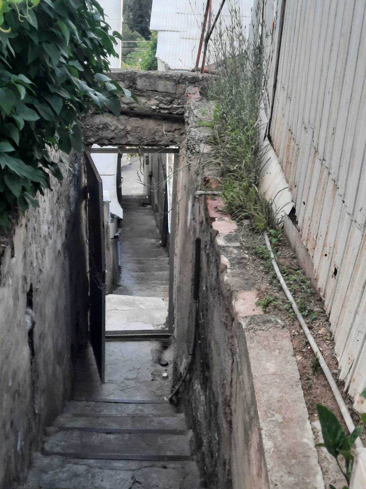 6 Room Private House For Sale view 12