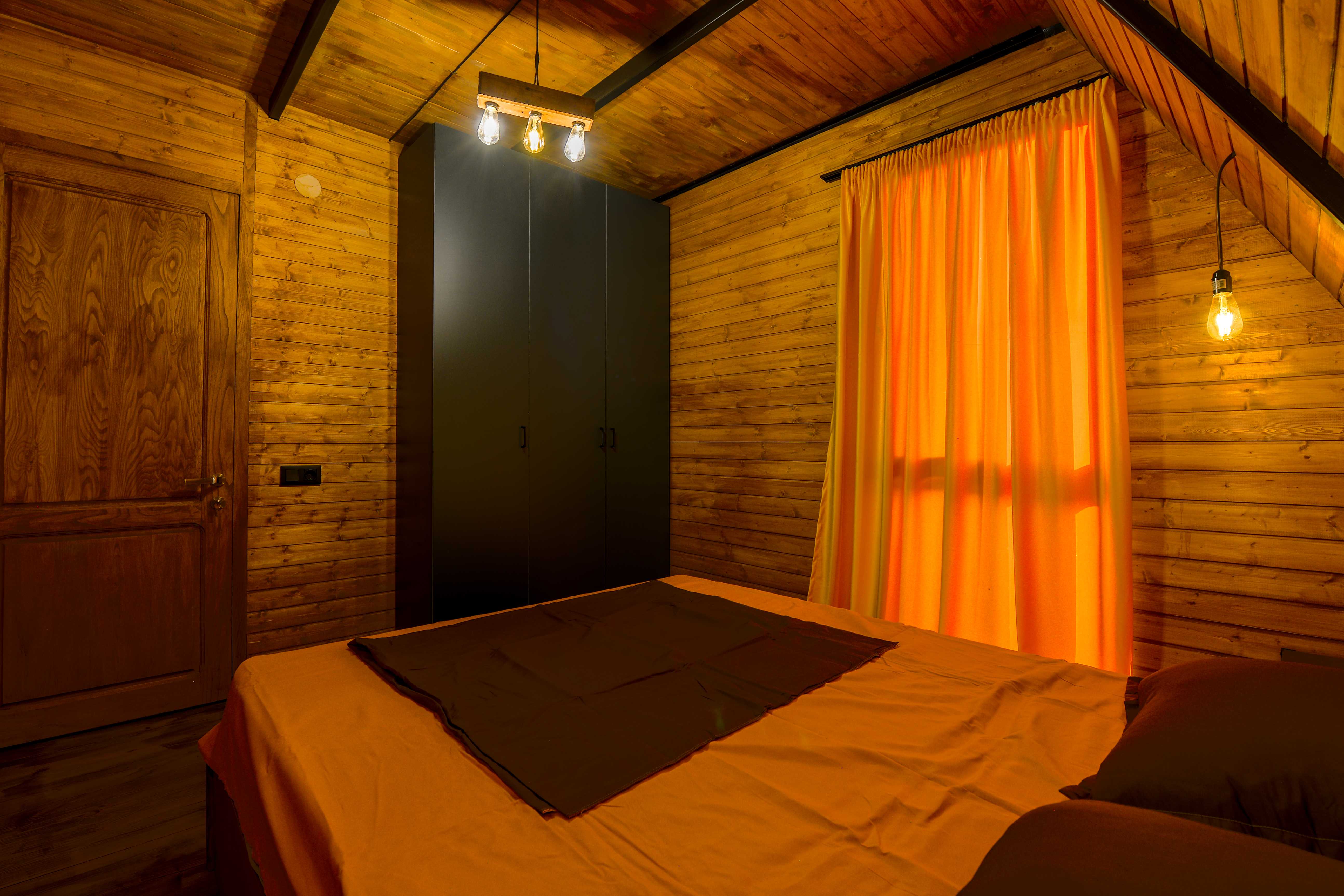 6 Room Summer Cottage For Sale view 4