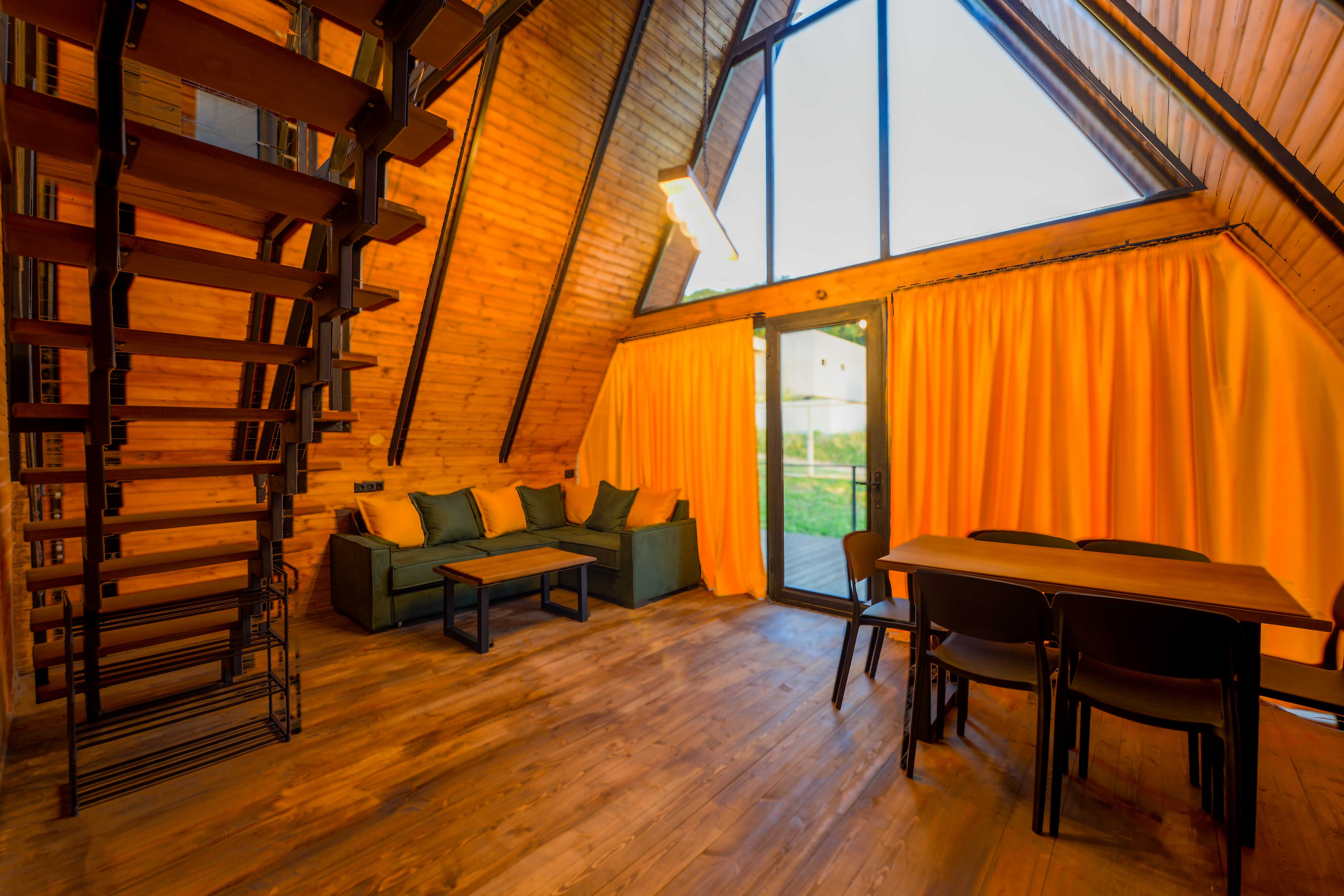 6 Room Summer Cottage For Sale view 3