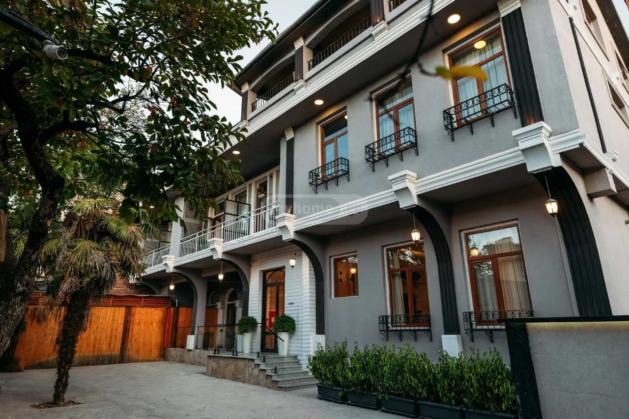 20 Room Hotel For Sale, 1 of 4