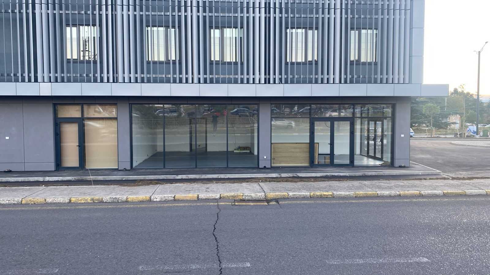 Store-Industrial Property For Rent. Airport Village view 9