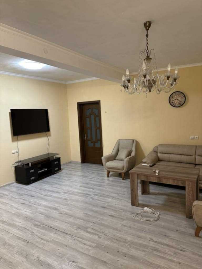 5 Room Private House For Rent. Isani view 10