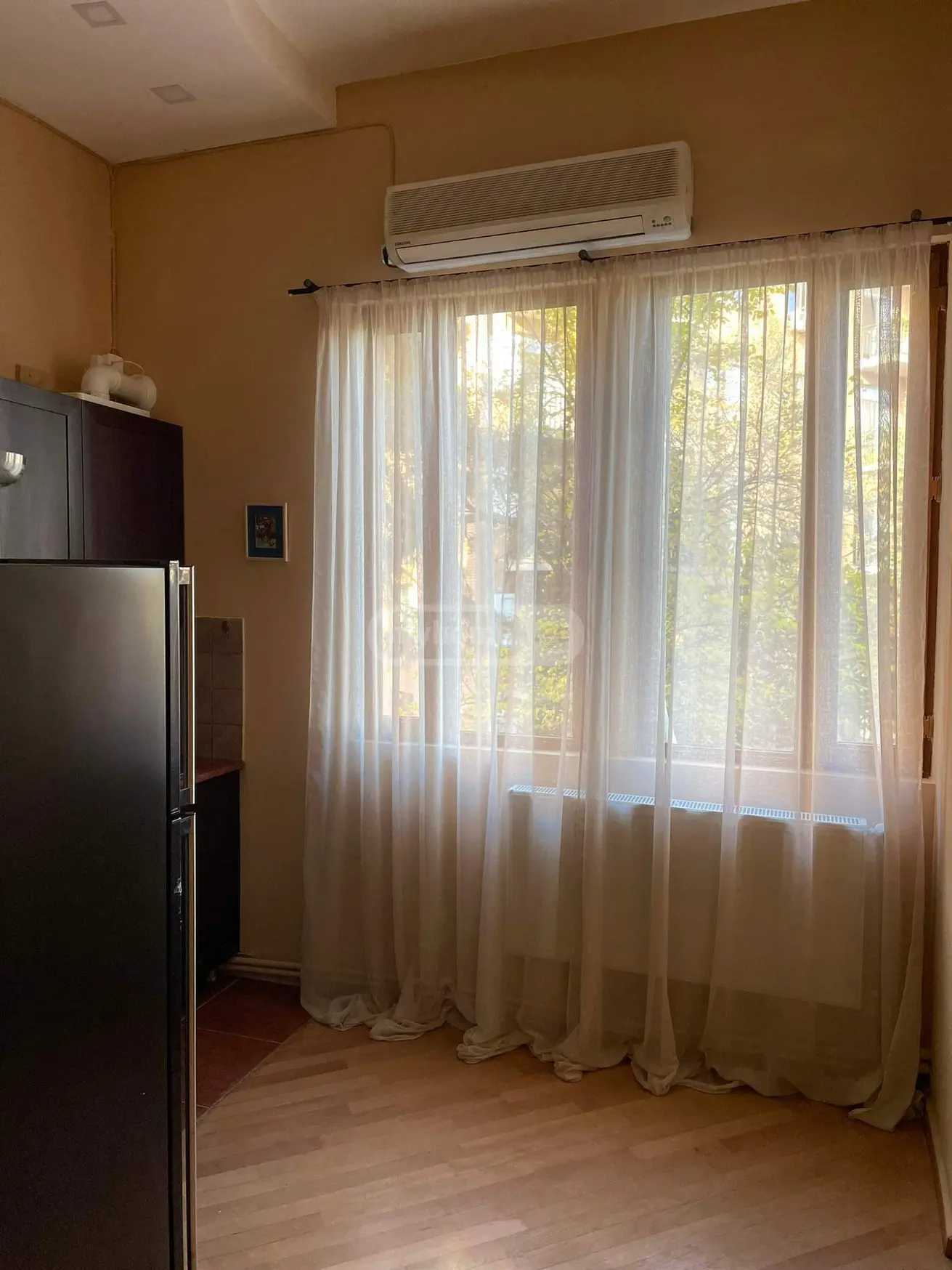 Commercial Space For Rent. Vera view 7