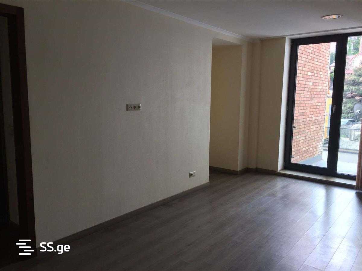 Store-Industrial Property For Rent. Chugureti view 5