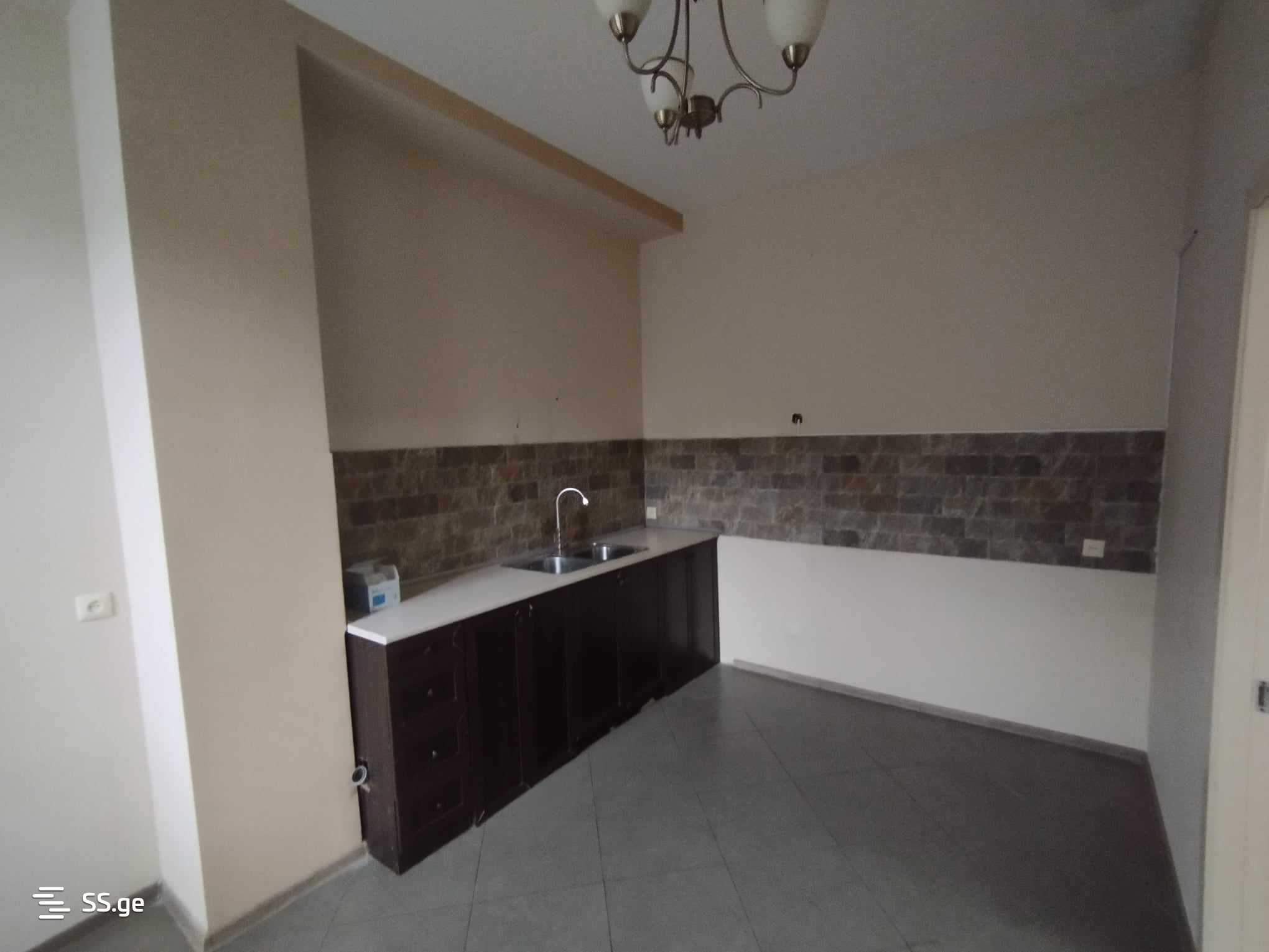 Store-Industrial Property For Rent. Chugureti, 2 of 4
