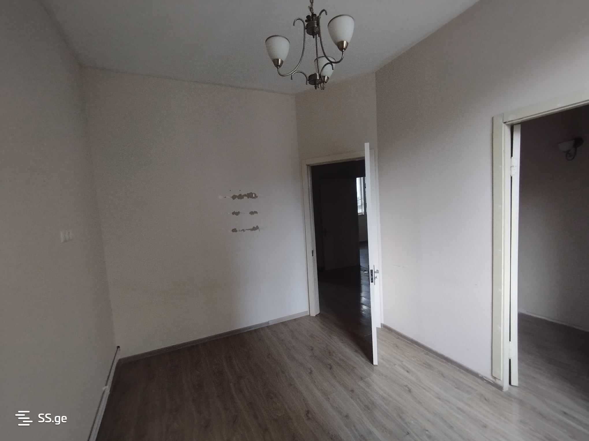 Store-Industrial Property For Rent. Chugureti view 2