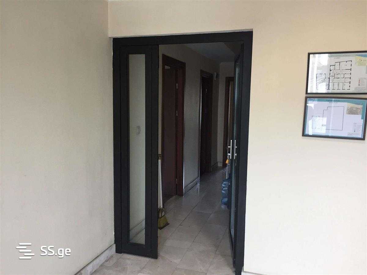 Store-Industrial Property For Rent. Chugureti view 7