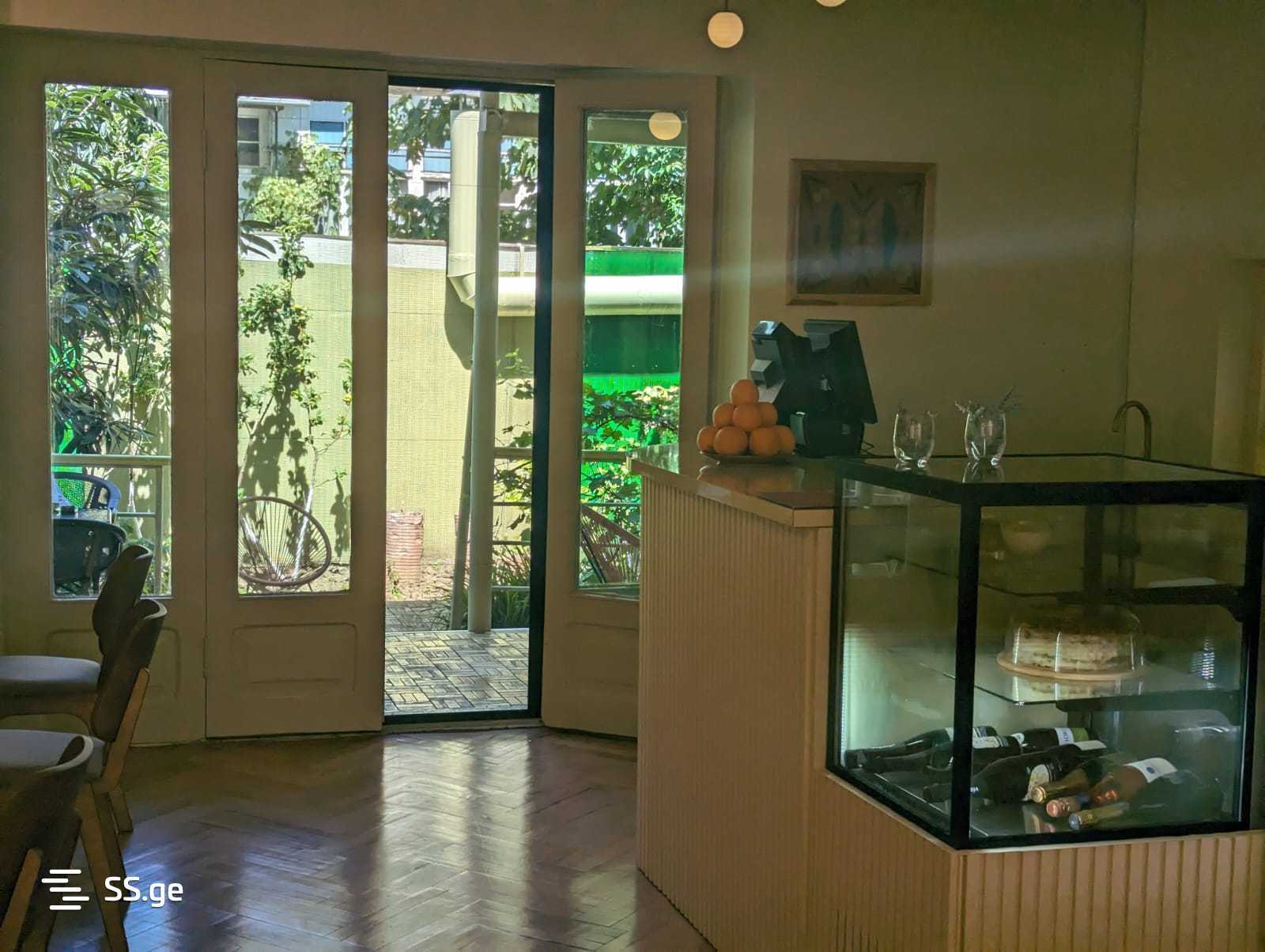 Garage For Rent. Vake view 5
