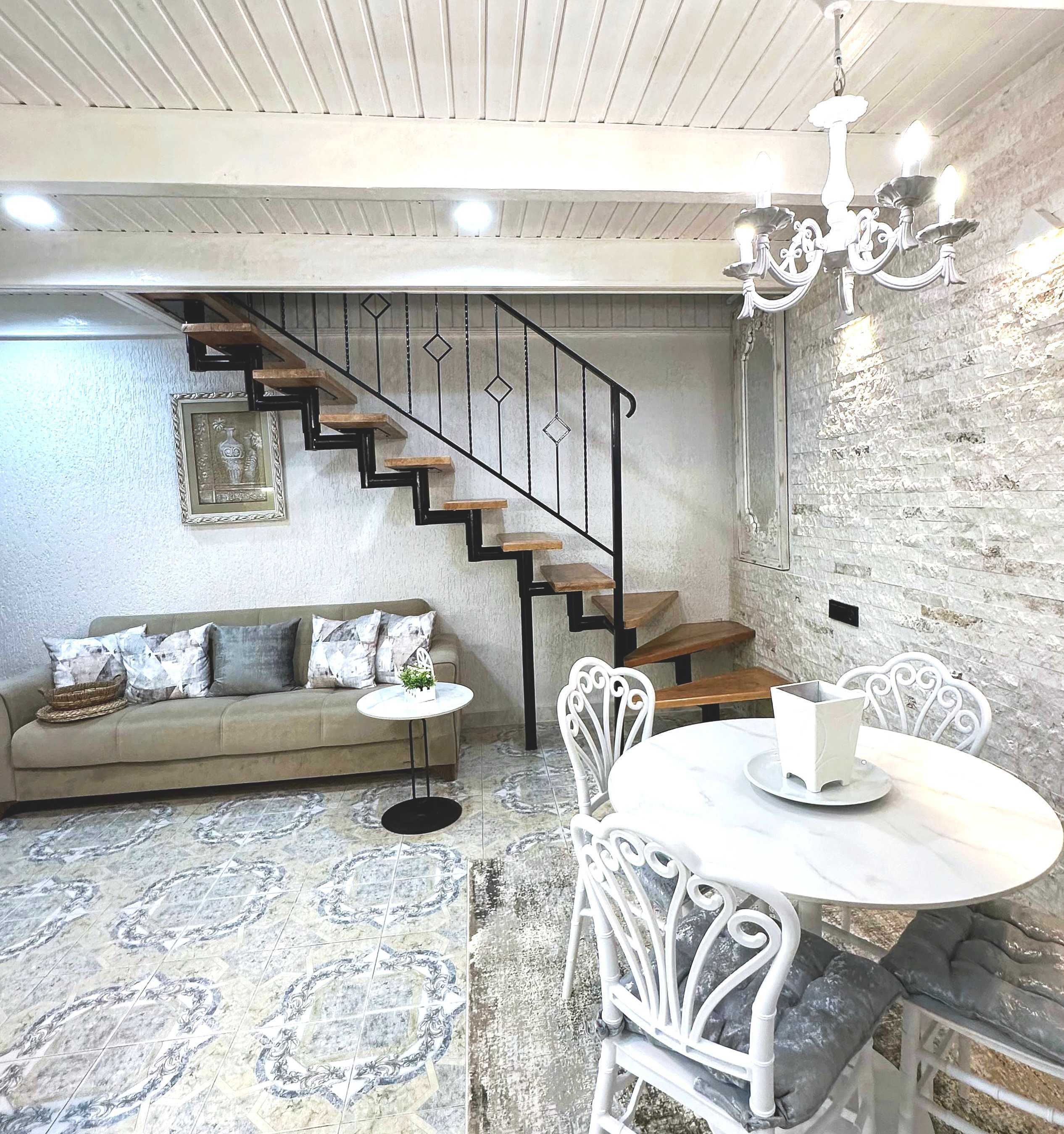 2 Room Private House For Rent. Avlabari, 2 of 4