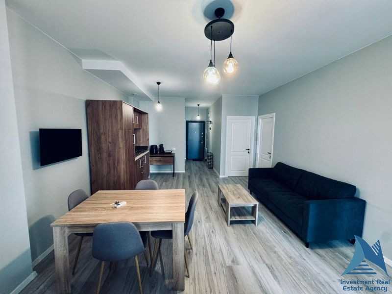 3 Room Flat For Sale view 1