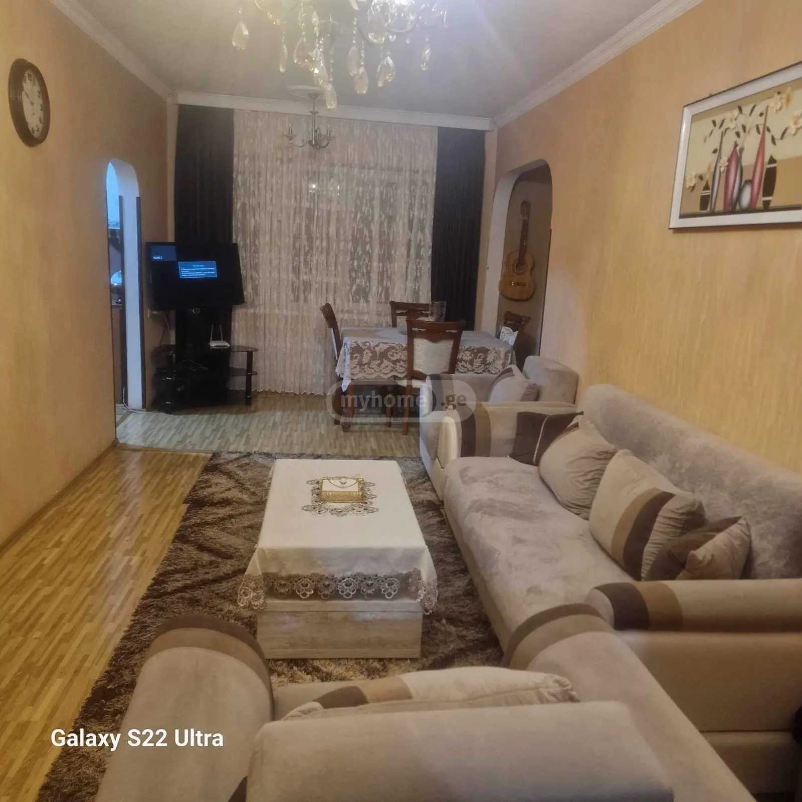 6 Room Flat For Rent. Temqa view 1