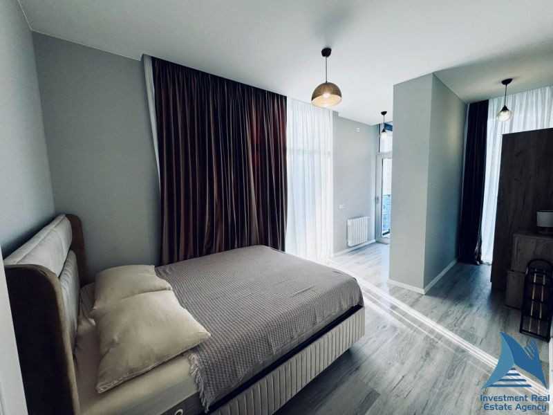 3 Room Flat For Sale view 9