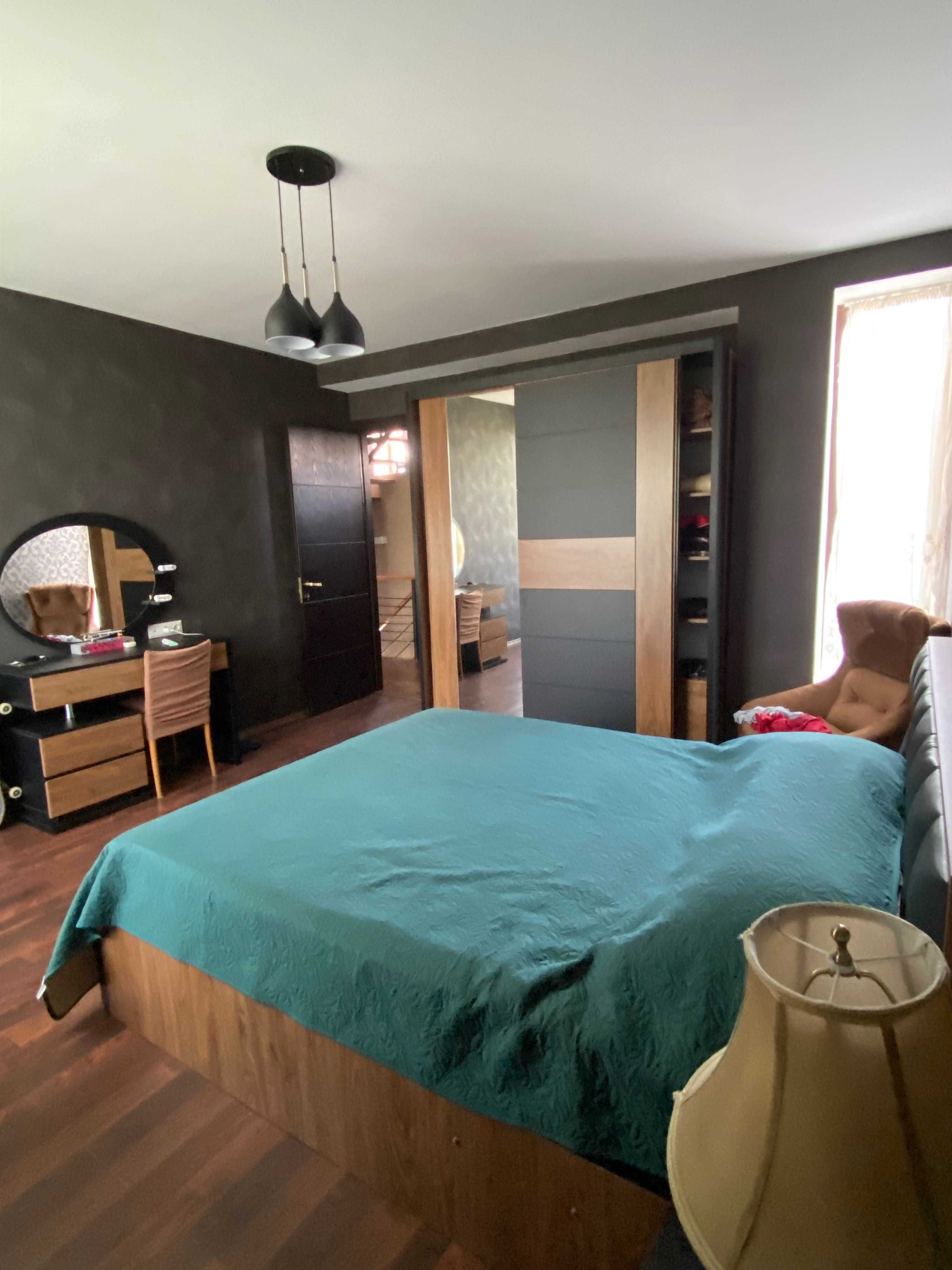 7 Room Private House For Rent. Mtatsminda view 1