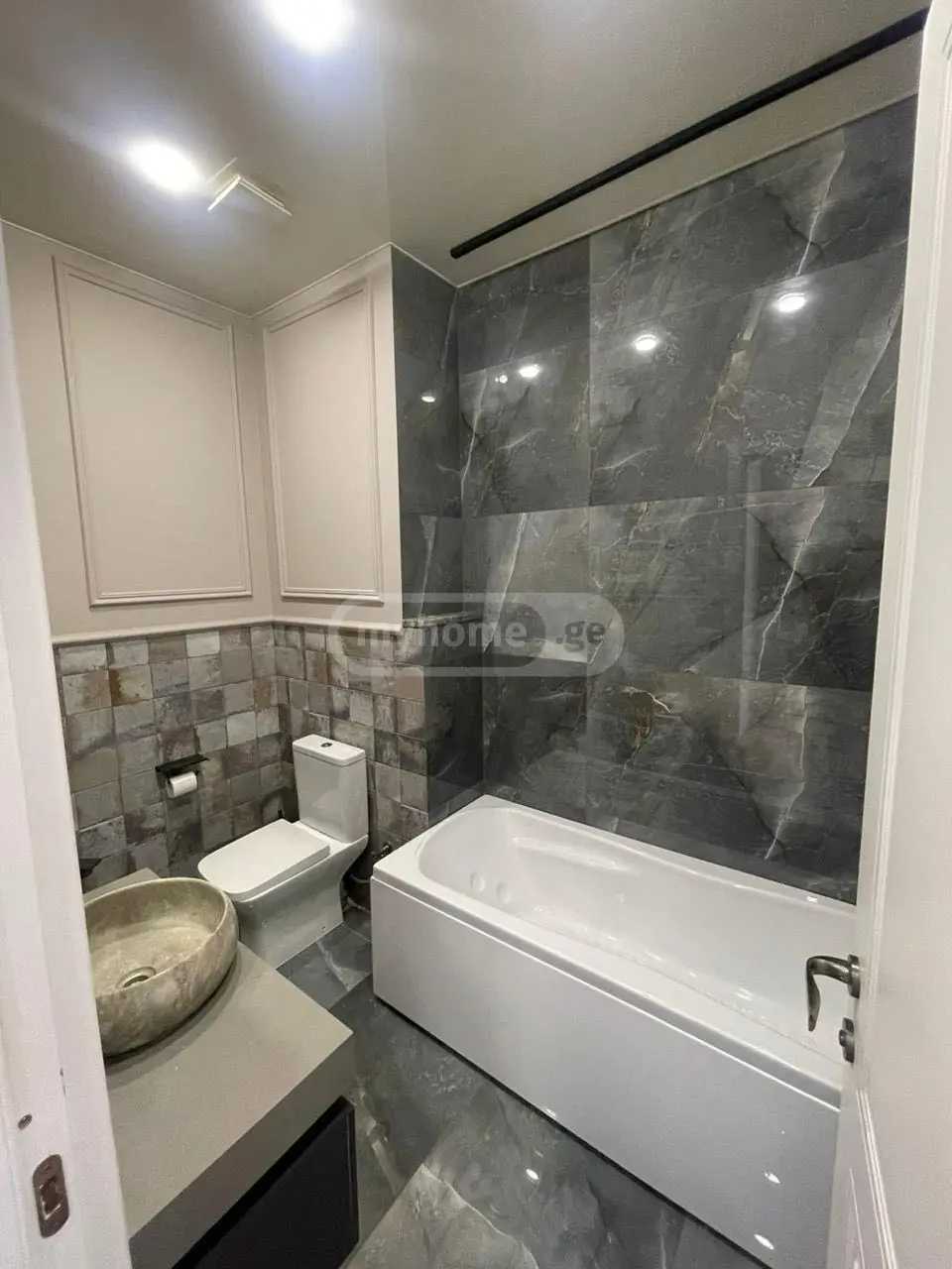 3 Room Flat For Rent. Vera view 12
