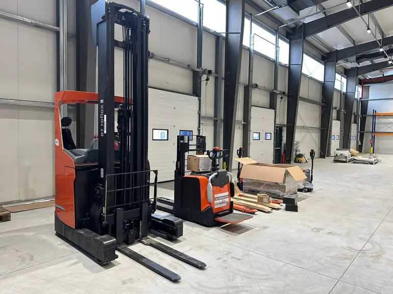 Store-Industrial Property For Rent. Didi Digomi view 3