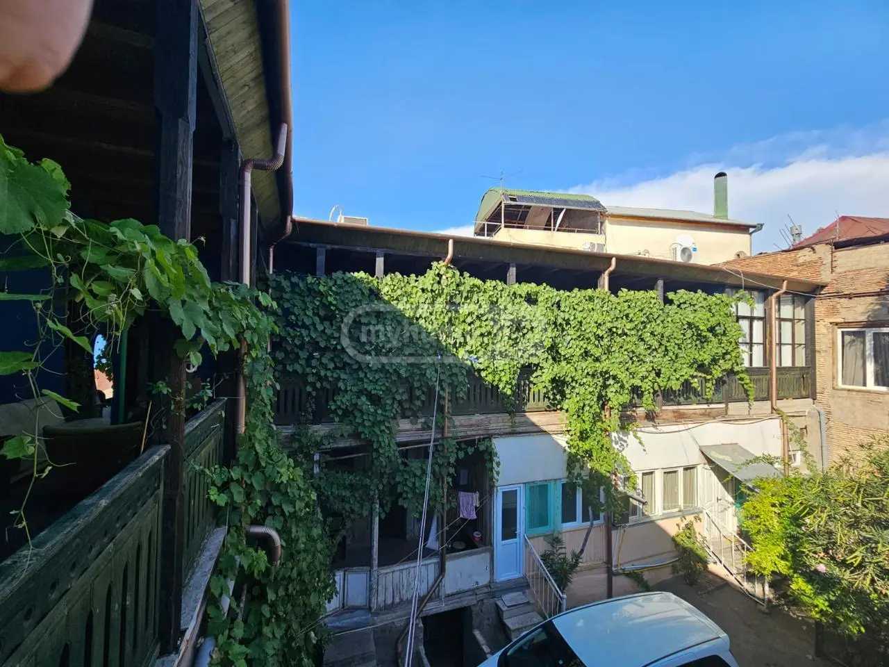 8 Room Hotel For Rent. Chugureti view 7